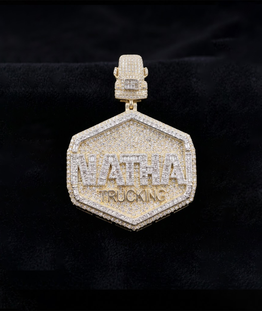 Trucking Pendant