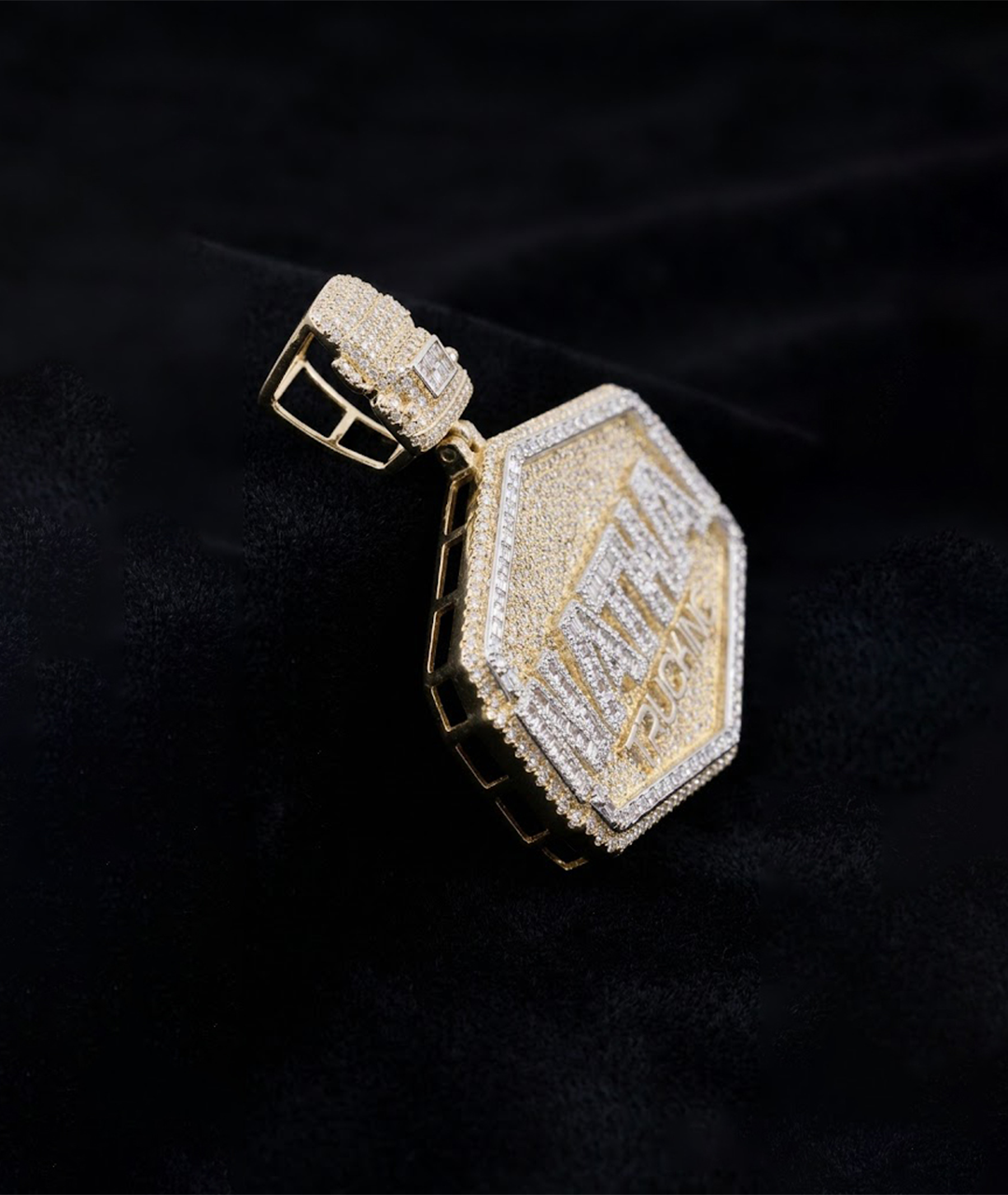 Trucking Pendant view 2